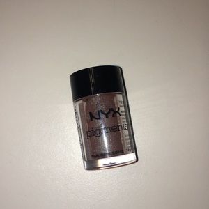 sparkly eyeshadow✨